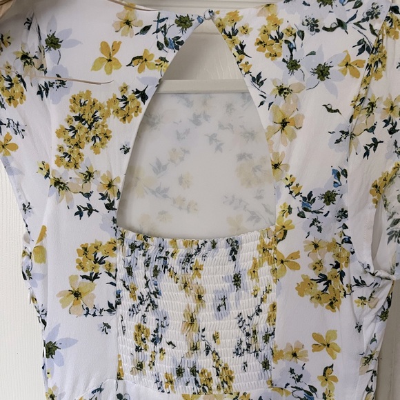 Banana Republic Cap Sleeve Floral Dress - Picture 3 of 5